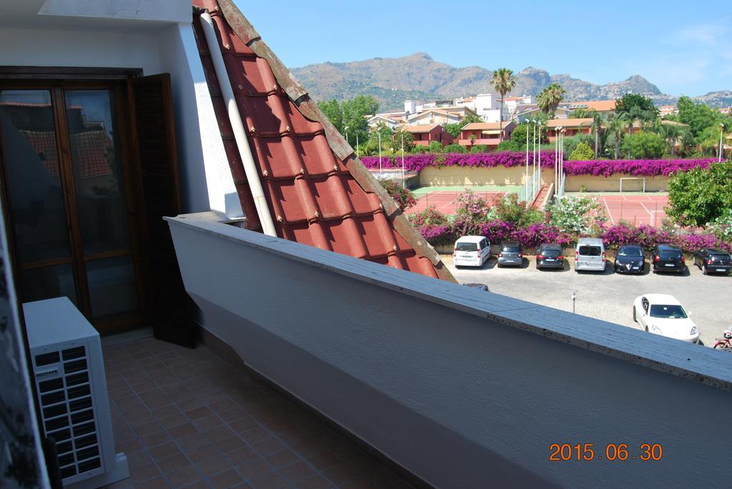 Apartmán Baia Degli Dei Giardini Naxos Pokoj fotografie